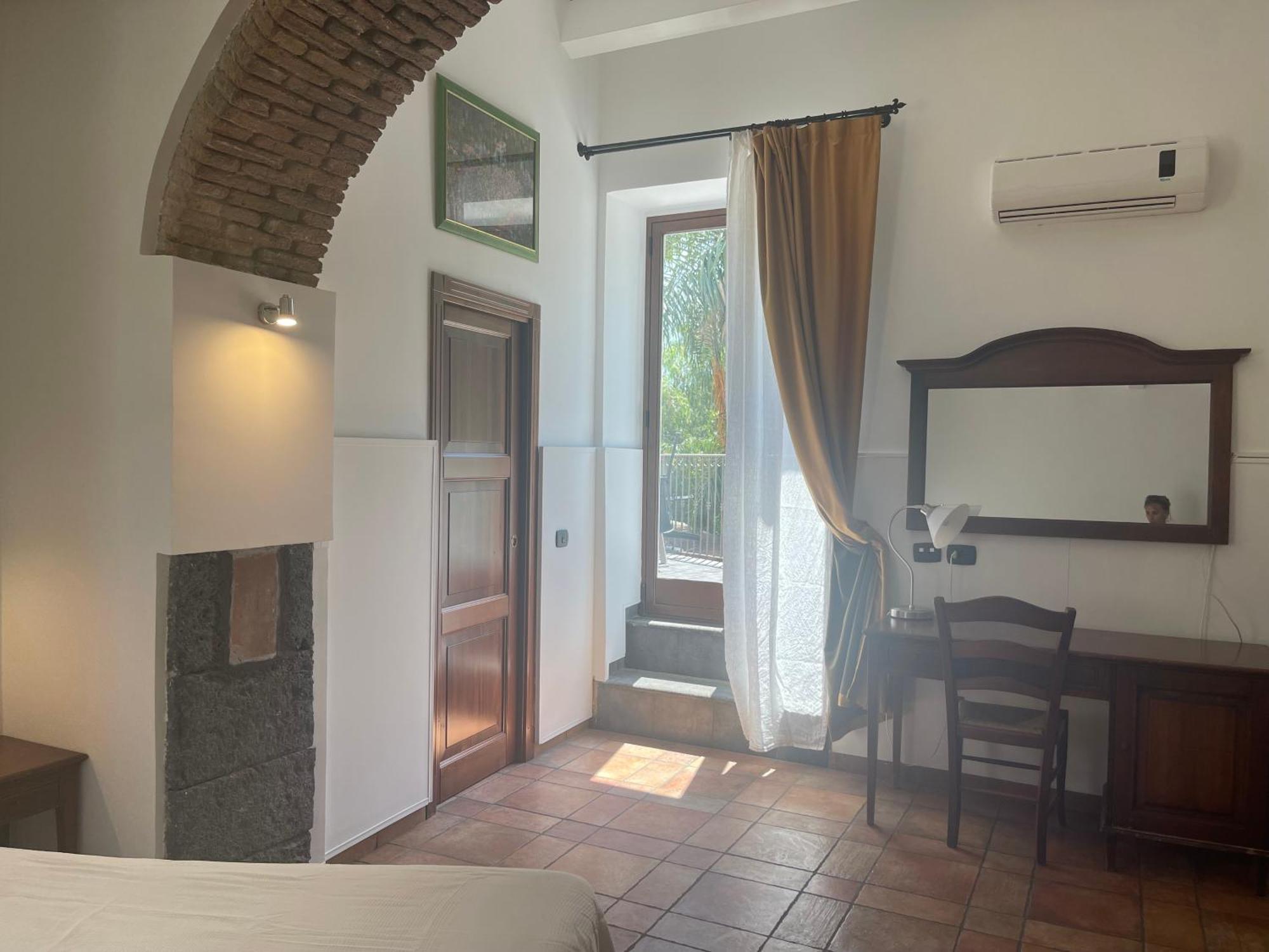Hotel Capomulini 3 Stelle Acireale Luaran gambar