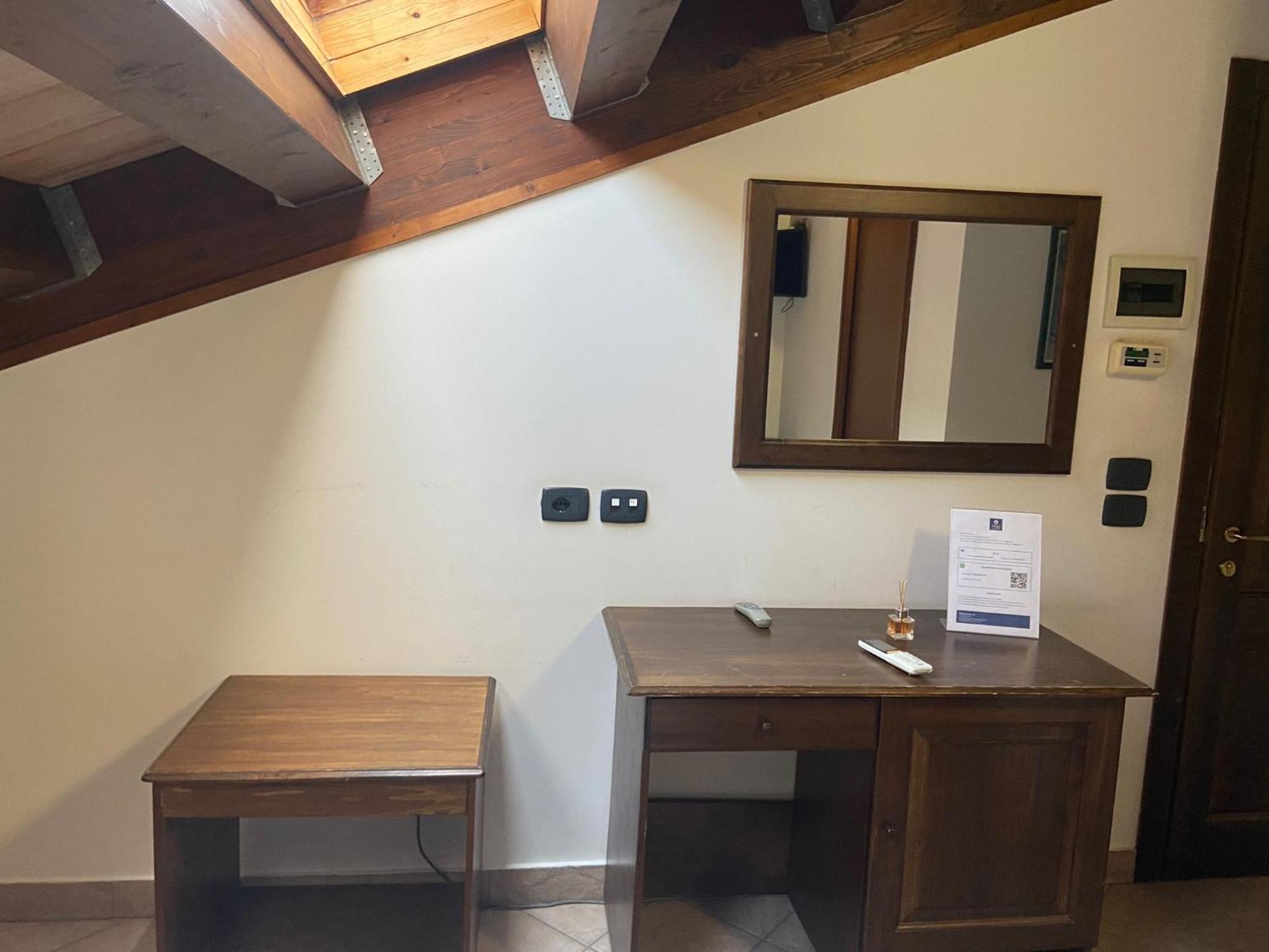 Hotel Capomulini 3 Stelle Acireale Luaran gambar