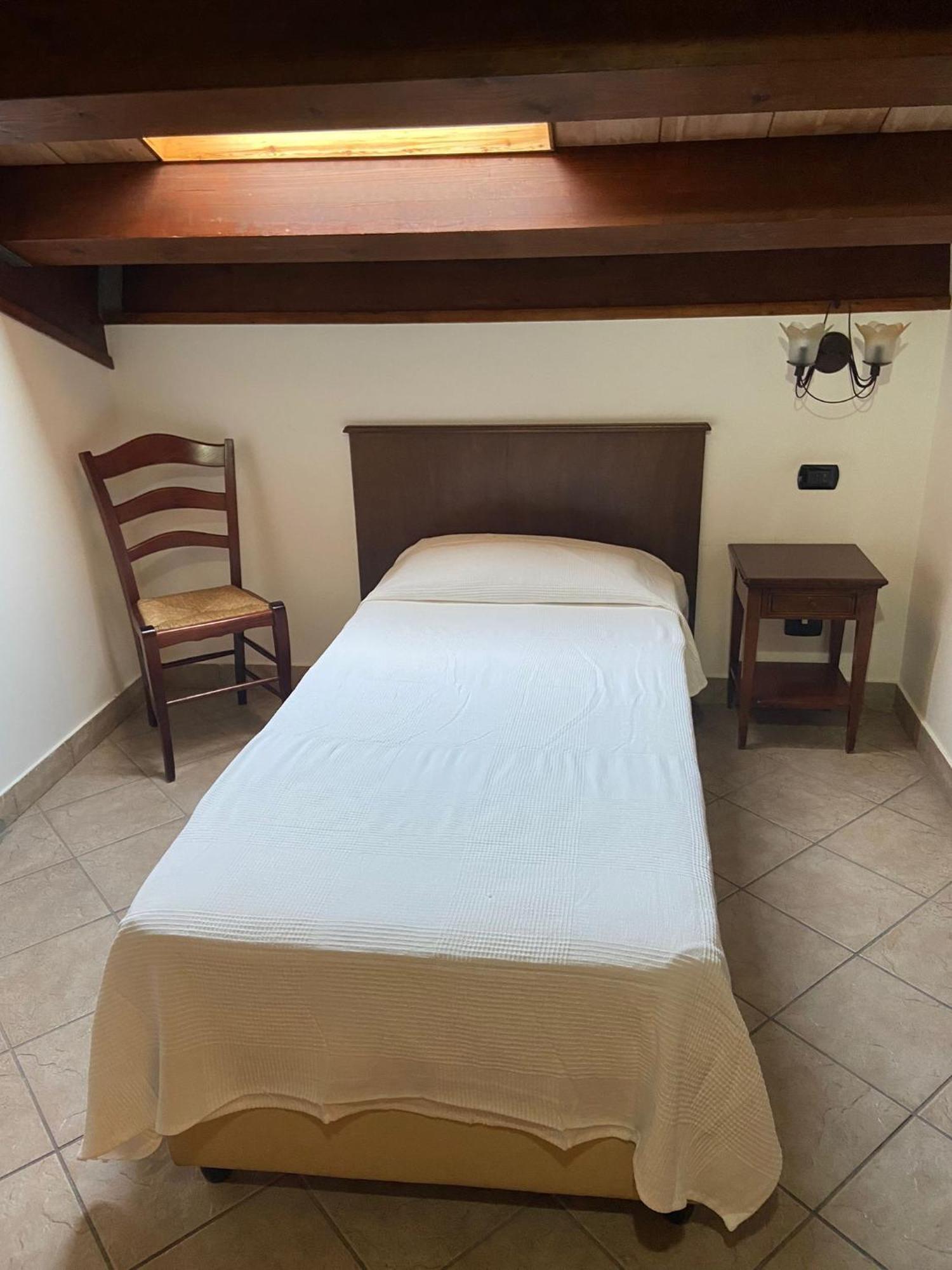 Hotel Capomulini 3 Stelle Acireale Luaran gambar