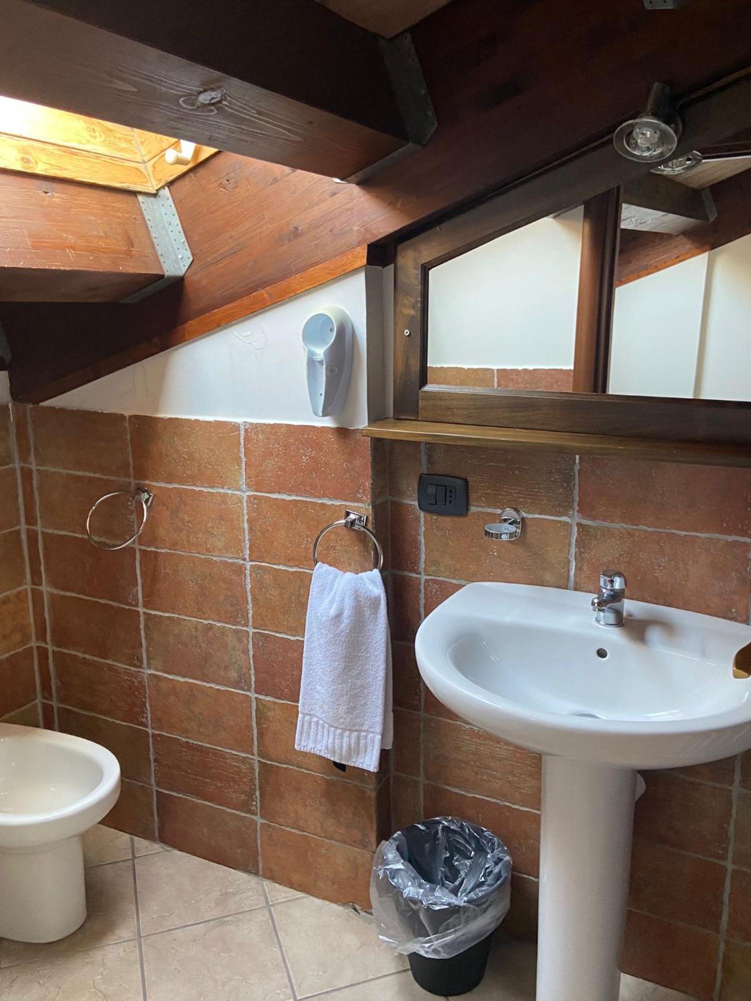 Hotel Capomulini 3 Stelle Acireale Luaran gambar