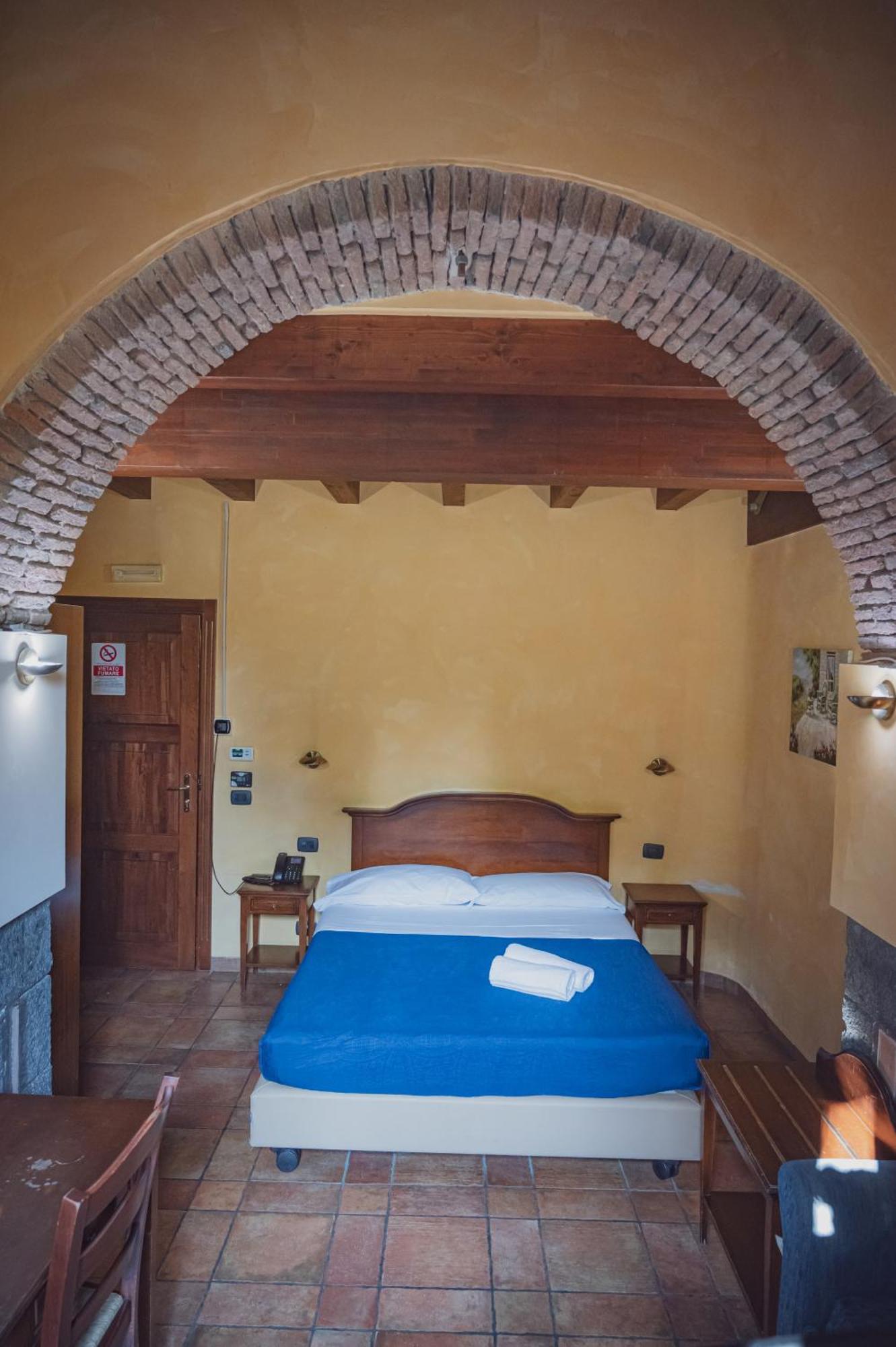 Hotel Capomulini 3 Stelle Acireale Luaran gambar